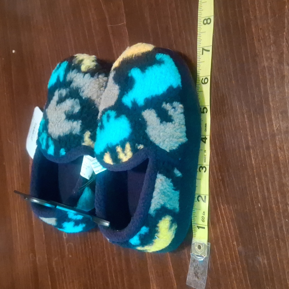 Toddler Slippers - Picture 2 of 6